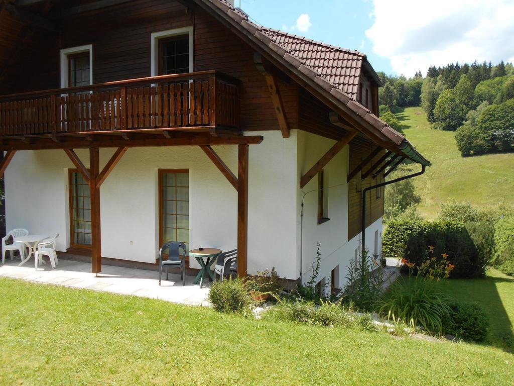 Apartmany Base Camp Zelezna Ruda Exterior photo