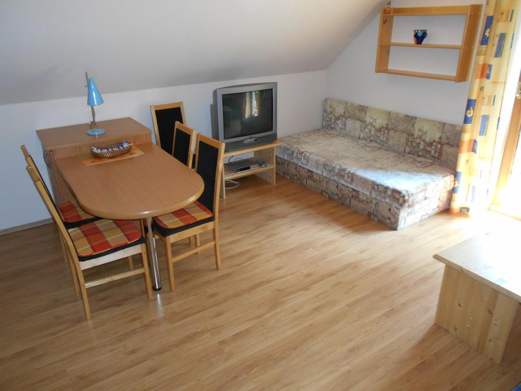 Apartmany Base Camp Zelezna Ruda Exterior photo